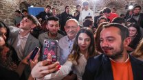 Kılıçdaroğlu A Takımı'ndaki genç başkanlarla gençleri dinledi