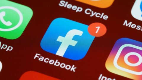Facebook ve Instagram ücretli reklamsız abonelik uygulamasını başlattı