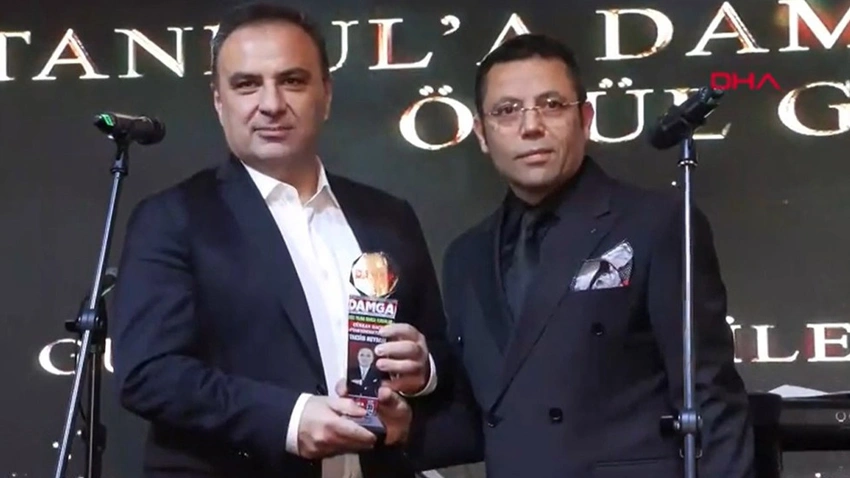 tv100'ün marka programı 'Gürkan Hacır'la Taksim Meydanı'na 'En İyi Program' ödülü!