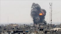 İsrail ordusu, Refah'ın doğusuna hava saldırılarına başladı