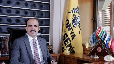 AKP'li Büyükşehir Belediye Başkanı eşinin kuzenini tam 4 kez üst düzey görevlere atamış!