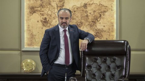 AKP'li Büyükşehir Belediye Başkanı tepkilerin ardından istifa etti!