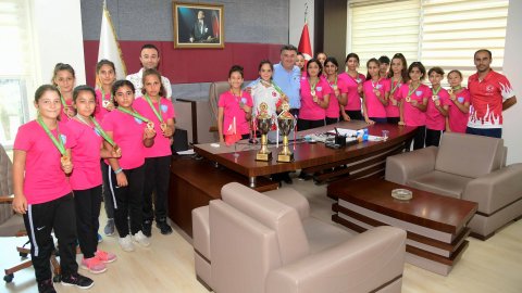 Adana Büyükşehir’den farklı bir spor dalına destek