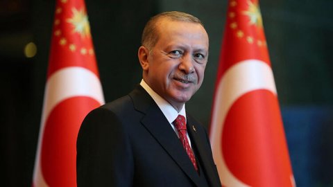 FLAŞ: Son anket: Recep Tayyip Erdoğan'ın oyu 10 puan birden düştü!