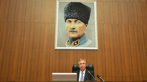 Mansur Yavaş'tan çok güzel bir müjde daha: O noktaya çok güzel bir Atatürk heykeli yapılıyor!