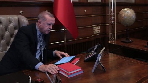 Cumhurbaşkanı Erdoğan duyurdu: Barış Pınarı Harekatı başladı