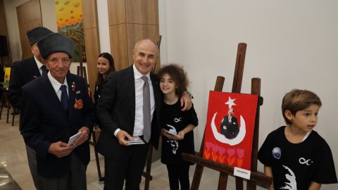 Çocuklar hayallerindeki Atatürk’ü çizdi