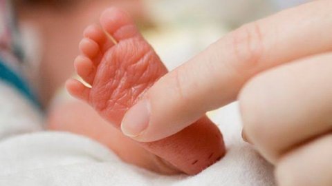 Prematüre bebeklerin doğru ve düzenli izlemi hayati önem taşıyor 