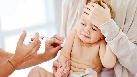 Çocuğunuzun sağlığı için aşı takvimini takip edin 