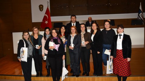 Kadıköy Belediye Başkanı Şerdil Dara Odabaşı'ndan kadın meclis üyelerine mektup