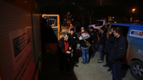 Kadıköy Belediyesi'nin ekipleri Elazığ için yola çıktı!