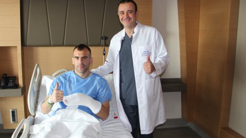 Sivasspor'lu Petar Skuletic ameliyat oldu