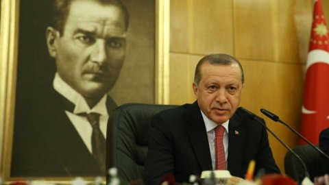 Cumhurbaşkanı Erdoğan 'Atatürk'ün adını bir yerden daha kaldırdı!