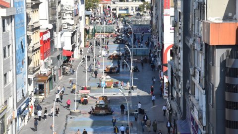 İBB, Bakırköy Cumhuriyet Meydanı Kentsel Tasarım Yarışması’nın başvuru sürecini başlattı 
