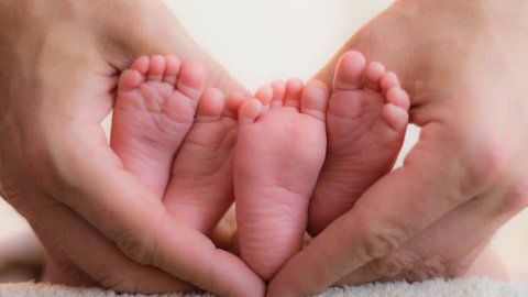  Yeni doğan ikiz bebeklere 'Kovid' ve 'Korona' ismi koydular!
