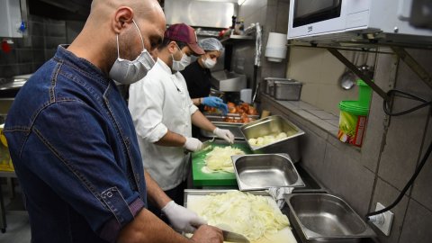 UNESCO, koronavirüsle mücadelede Kadıköy Belediyesi'nin dayanışma mutfağını örnek gösterdi