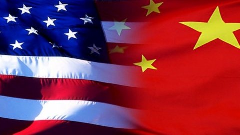 ABD, Çin hava yolu şirketlerinin uçuşlarını askıya alacak