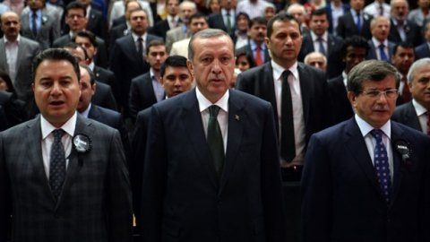 Erdoğan'dan parti yöneticilerine flaş talimat! Ahmet Davutoğlu ve Ali Babacan için bakın ne dedi!