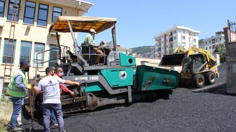 Kartal Belediyesi, Hürriyet ve Atalar Mahallesi’nin yollarını yeniliyor