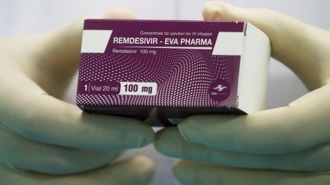 Koronavirüs hastalarının tedavisinde kullanılan 'Remdesivir'  adlı ilaç için flaş karar