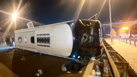 TEM’de yolcu otobüsü devrildi: 1 ölü, 17 yaralı