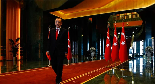 CHP'den Cumhurbaşkanlığı raporu: Türkiye’nin statüsü değişti