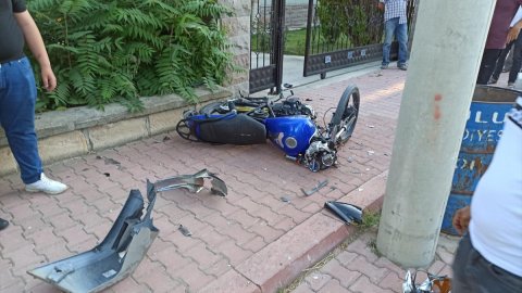 Acı olay: Otomobille çarpışan motosiklet sürücüsü hayatını kaybetti