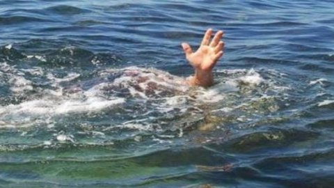 Antalya'da denize giren kişi boğuldu
