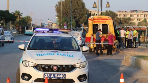 Mersin'de zincirleme trafik kazası: 6 yaralı