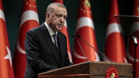 Cumhurbaşkanı Erdoğan, Lübnan Cumhurbaşkanı Mişel Avn ile telefonda görüştü