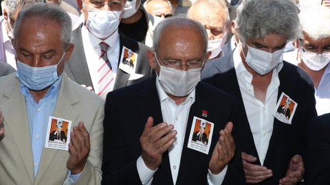 Kılıçdaroğlu, iş insanı Murtaza Çelikel'in cenaze törenine katıldı