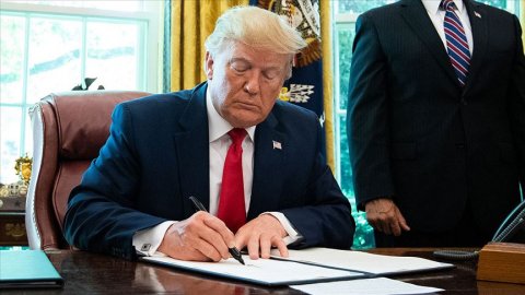 ABD Başkanı Donald Trump'tan yeni Kovid-19 yardımlarına ilişkin 4 ayrı kararname