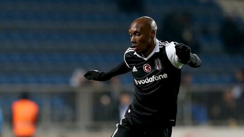 Beşiktaş'tan Atiba Hutchinson kararı
