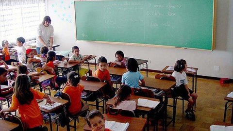 TÜSAD: Okullar açılırsa vaka sayılarında ciddi artış olabilir