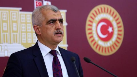 HDP'li Gergerlioğlu: 'Pandemi hastanelerinde hekimler istifa ediyor'