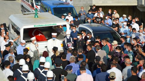 Şehit Yüzbaşı Mahmut Top Samsun'da son yolculuğuna uğurlandı