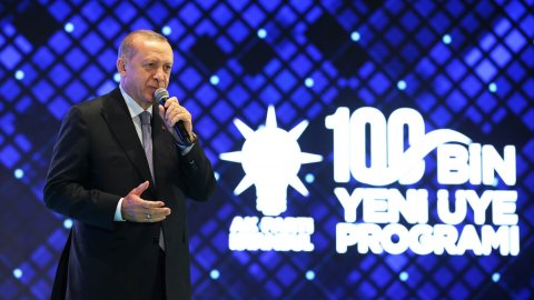 Cumhurbaşkanı Erdoğan: 'Macron senin süren zaten az kaldı, gidicisin'