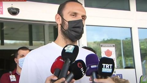 Vedat Muric: 'Fenerbahçe taraftarı hakkını helal etsin'