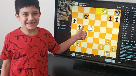 30 Ağustos Online Satranç Turnuvası’nın kazananları belli oldu