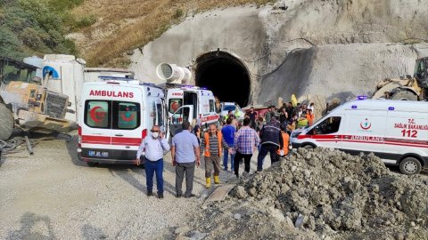 Kop Dağı Tüneli inşaatında patlama: 8 işçi yaralandı