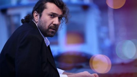 Şarkıcı Halil Sezai'nin avukatları: Savcılık iddianamesi çöktü, ivedilikle tahliye kararı verilmeli