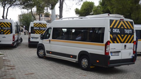 İstanbul'da 15 okul servisi aracı trafikten men edildi