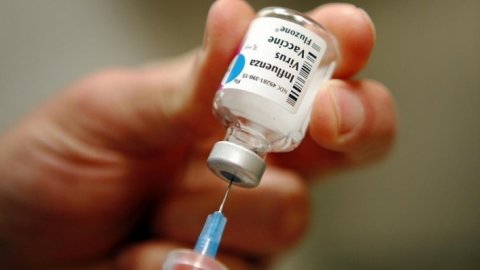 "İlk Kovid-19 aşıları kusurlu olabilir"