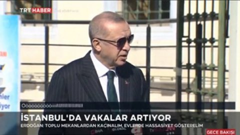 TRT'de Erdoğan haberinde tuhaf yazı