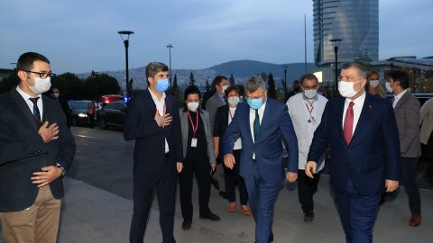 Sağlık Bakanı Fahrettin Koca, İstanbul'daki ziyaretlerini sürdürüyor