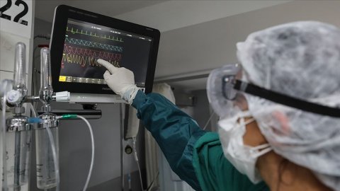 Türkiye'de koronavirüsten ölenlerin sayısı 9 bin 799'a çıktı! CHP'li Özkan'ın Kovid-19 testi pozitif çıktı