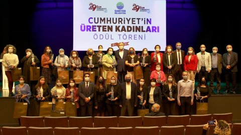 Sarıyer Belediyesi'nden özel tören: Üreten kadınlar ödül aldı