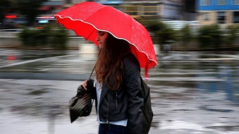 Meteoroloji'den uyarı! İzmir'de hava durumu bugün nasıl olacak?