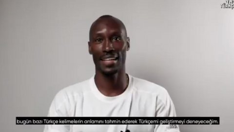 Beşiktaşlı Atiba'nın Türkçeyle imtihanı güldürdü