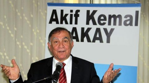 Seyhan Belediye Başkanı Akay'ın koronavirüs testi pozitif çıktı